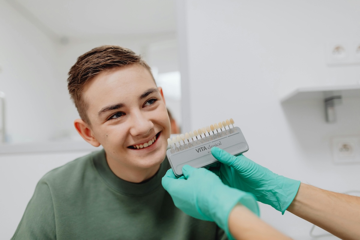 Fațetele dentare: soluția estetică pentru un zâmbet perfect?